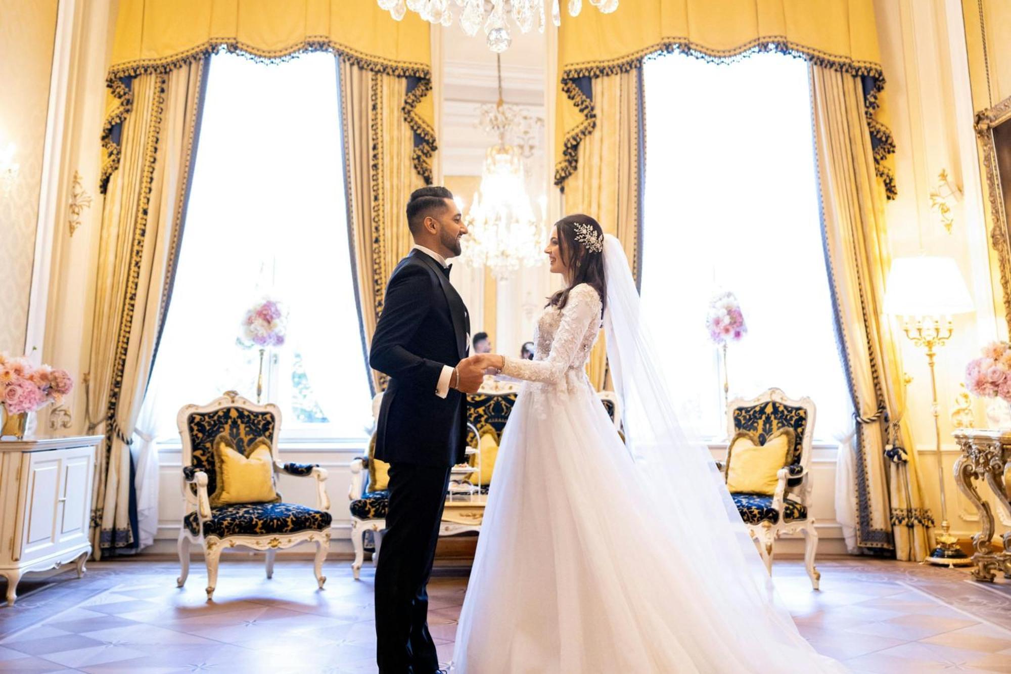 Hotel Imperial, A Luxury Collection Hotel, Vienna Exterior photo Wedding at the Hotel de Crillon, Paris